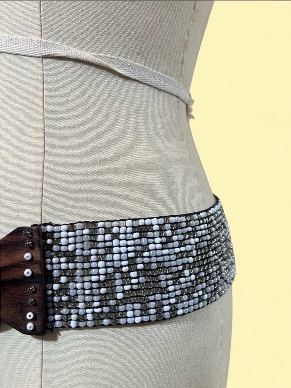 Vintage Beaded Stretch Belt Wooden Buckle Boho Artisan Waist Belt